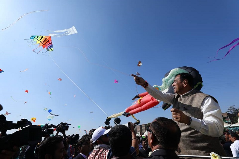 rupani flyng kite at riverfront