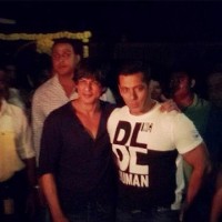 Shahrukh_Arpita_Salman 2