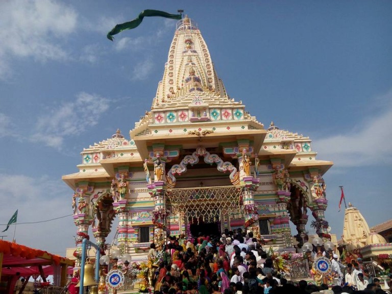 Surendranagar Deity Of Shree Ramdev Pir Installed In Patdi Gujarat s 