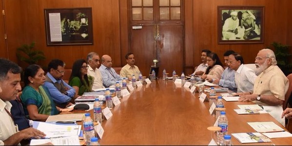 Modi Anandiben meeting