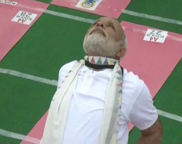 Modi yoga 4