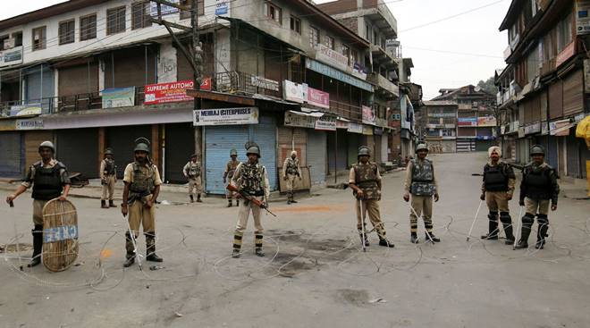 Curfew in Kashmir 2