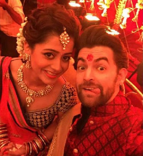 neil-nitin-mukesh-engaged-2