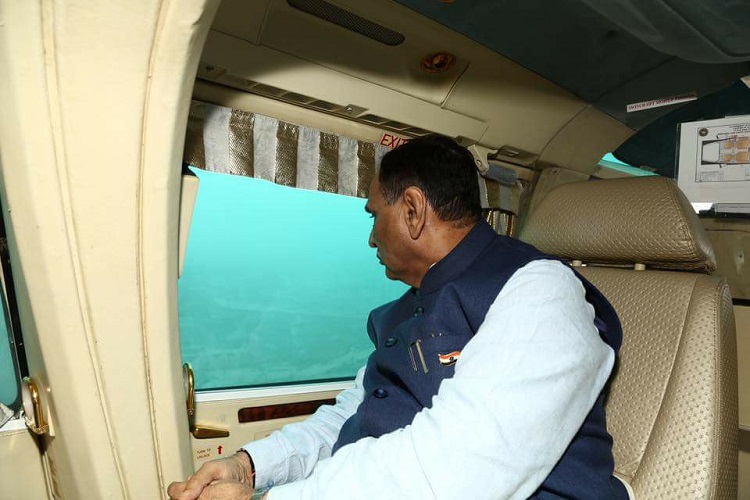 gujarat cm aerial survey