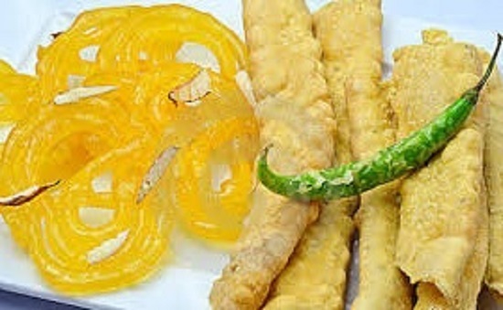 fafda jalebi on Dusshera in Gujarat