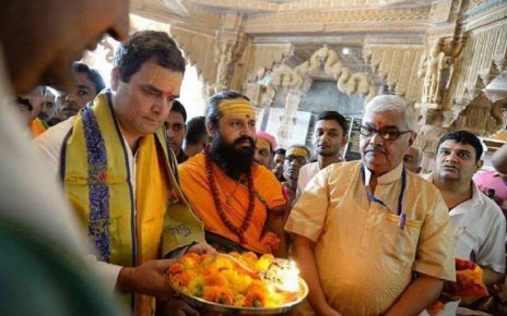 rahul gandhi prayers at dwarka
