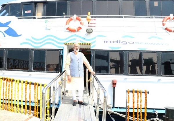 Narendra Modi launch Ro Ro Ferry Service in Gujarat