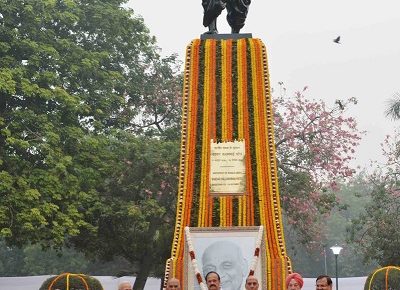 tribute to sardar patel on birth anniversary