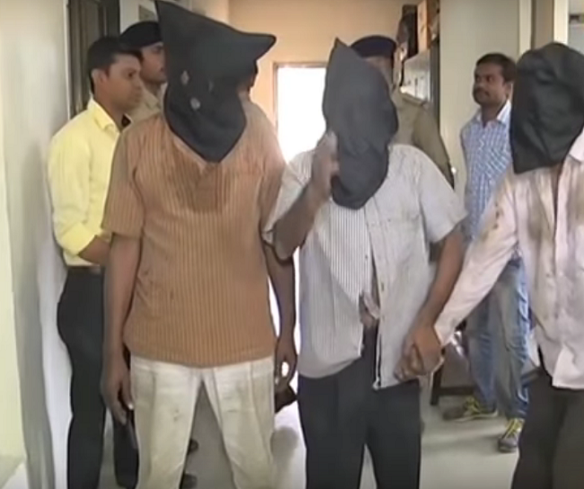 child trafficking gang held in Surat