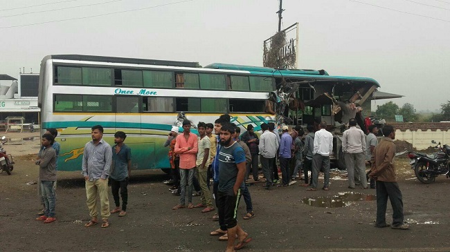 surat bus damaged