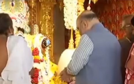 amit shah prays at jagannath temple