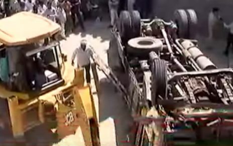 bhavnagar truck accident killed 30 persons