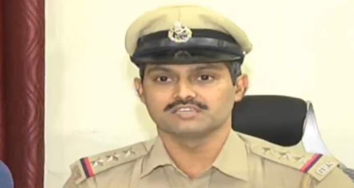 rajkot pi pradyumannagar police in honey trap case rs 30 lakhs demand