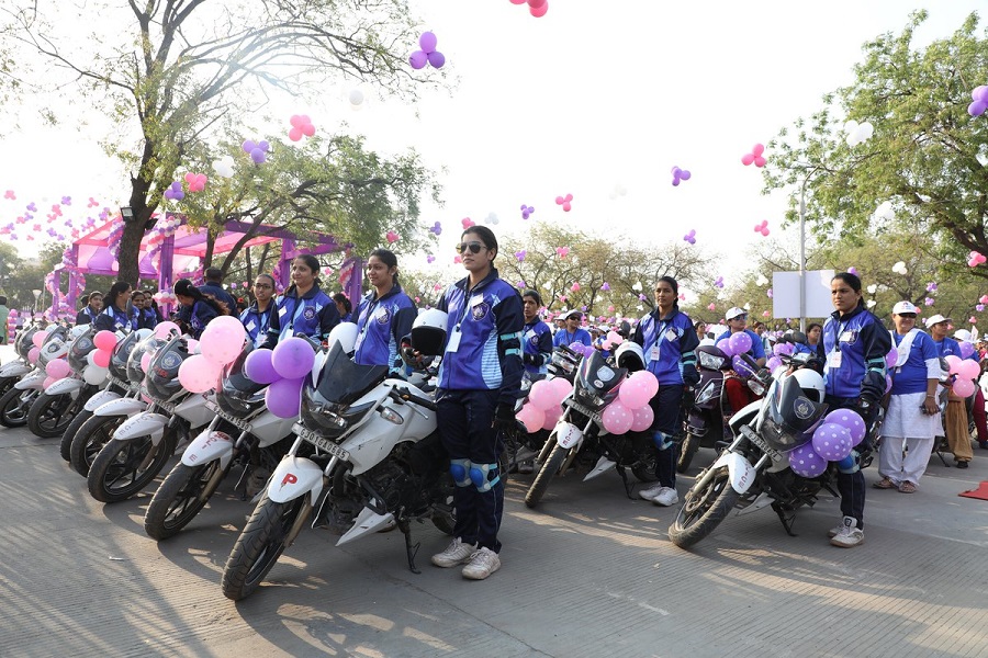 women's bike rally