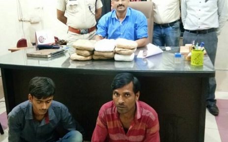 2 arrested with charas worth rs 11.25 lakhs from kankaria railway yard