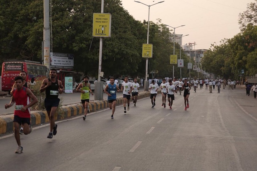 mini marathon runners in ahmedabad