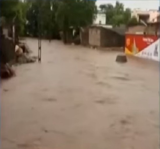 heavy rain in surat bharuch and narmada