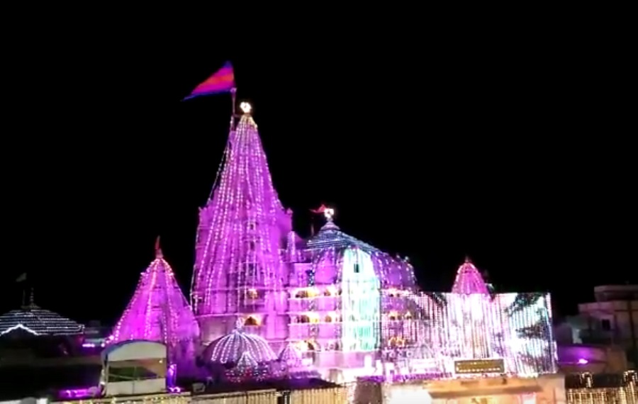 dwarkadhish temple decoration