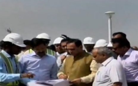 Gujarat cm visit statue of unity