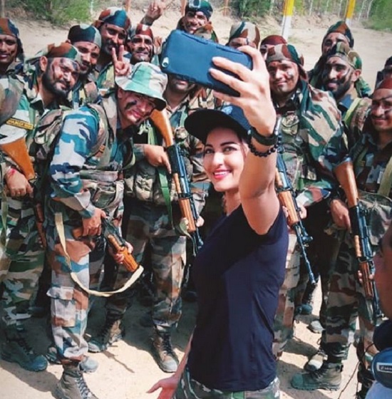 sonakshi sinha with army jawans