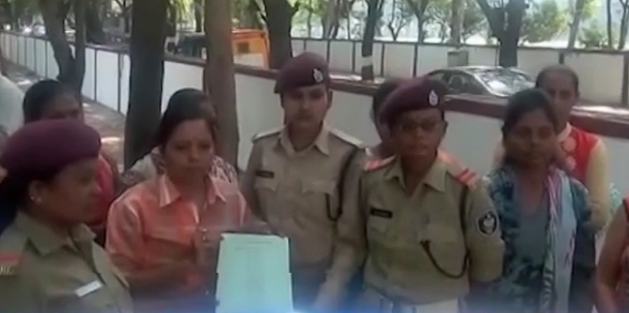 surat lady home guard complaint