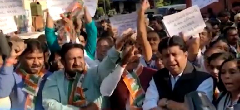 congress protest outside vs hospital