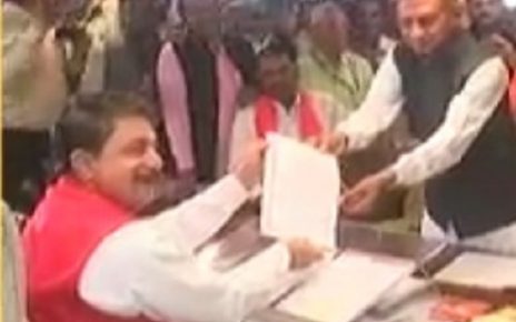 kunvarji bawaliya takes oath as MLA