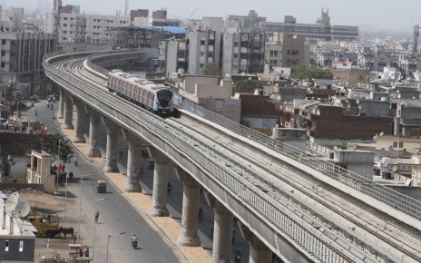 ahmedabad metro train