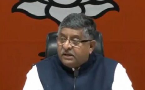 ravi shankar prasad on robert vadra land deals