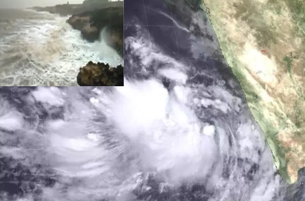 cyclone vayu to hit gujarat coast