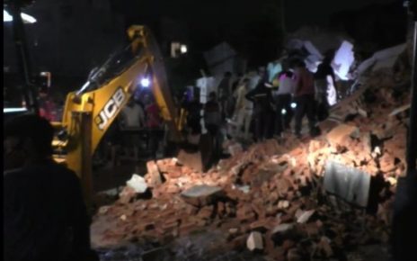 nadiad building collapse