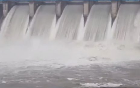 ukai dam water released