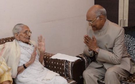 kovind meet heeraba