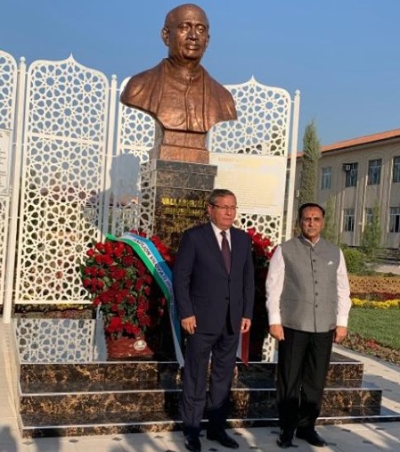 rupani unveil statue of sardar patel