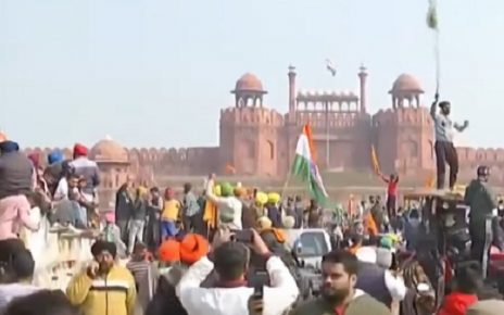 farmers protest at red fort