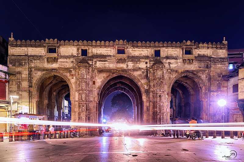 Teen_darwaja_Ahmedabad