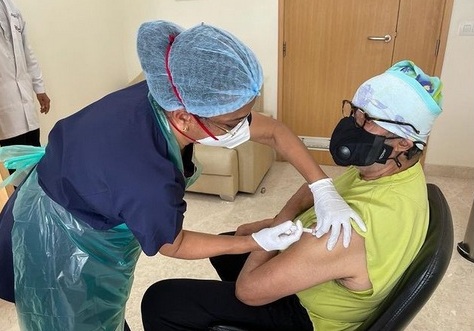 amitabh vaccine