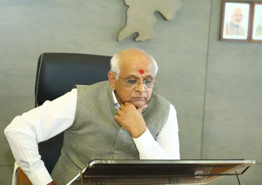 bhupendra-patel-in-cmoffice