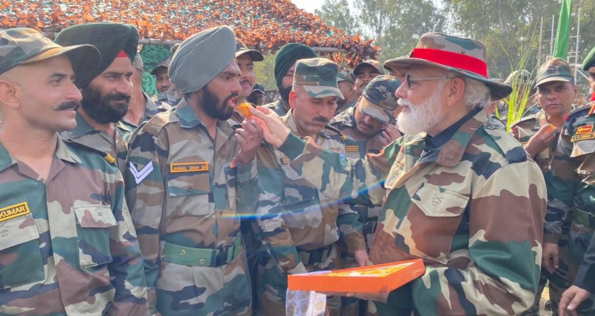 modi with soldiers