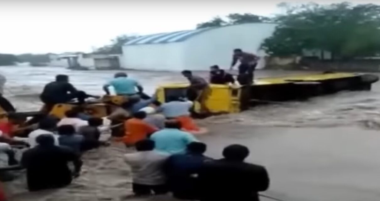 jamnagar bus